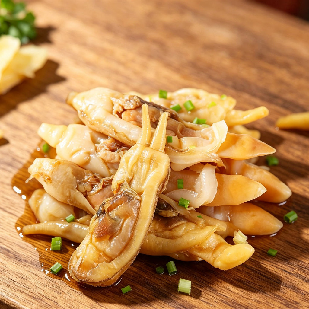 Fresh Razor Clams in Shell